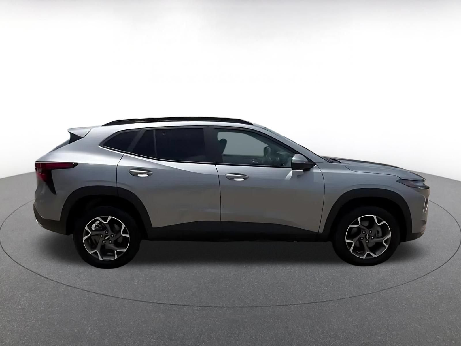 Thumbnail: 2025 Chevrolet Trax - 13