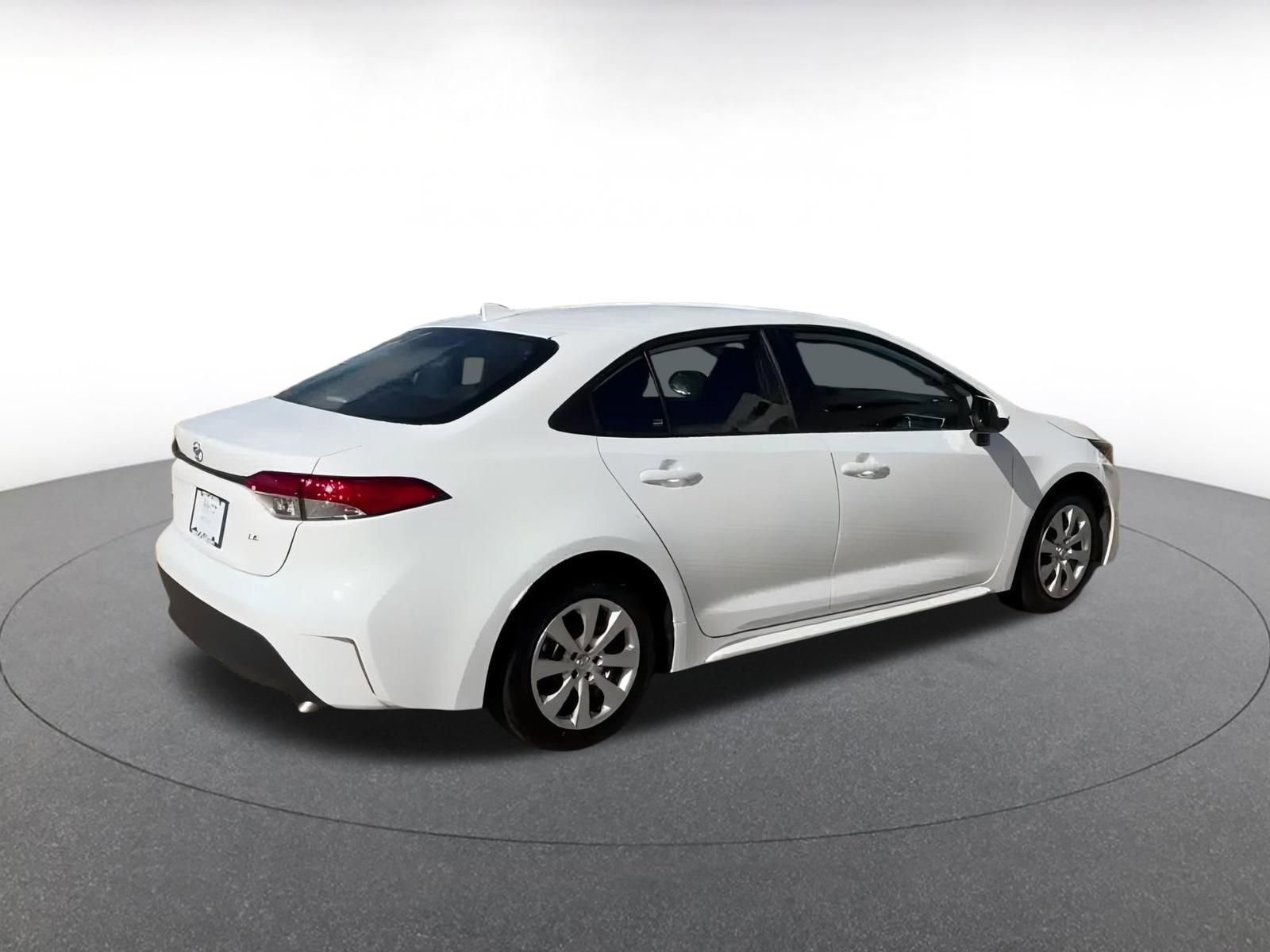 Thumbnail: 2025 Toyota Corolla - 12