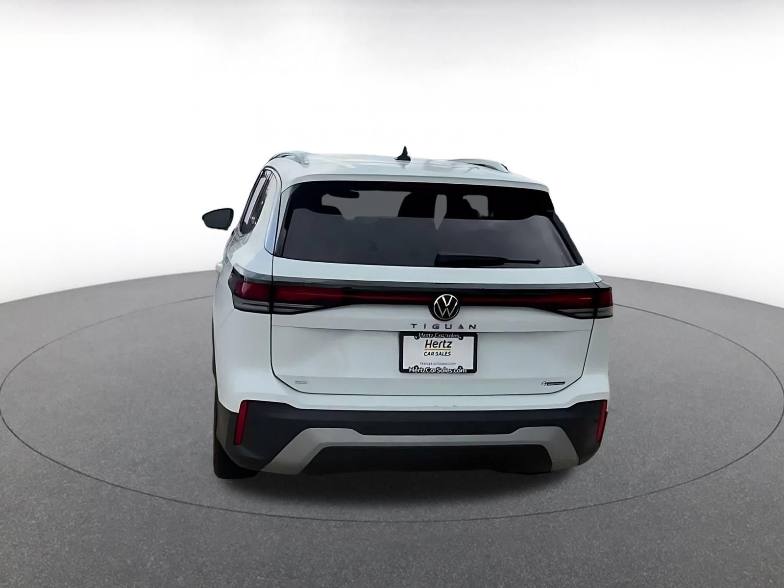 Thumbnail: 2026 Volkswagen Tiguan - 12