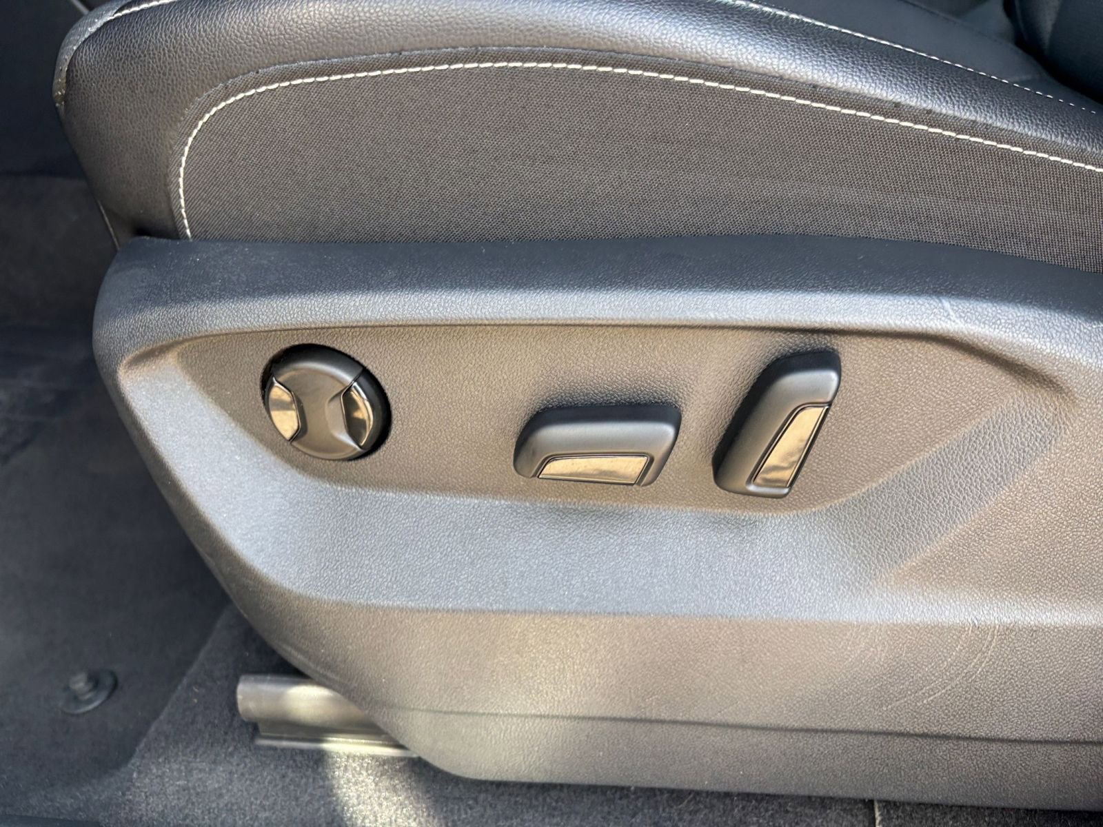 Thumbnail: 2025 Volkswagen Atlas - 25