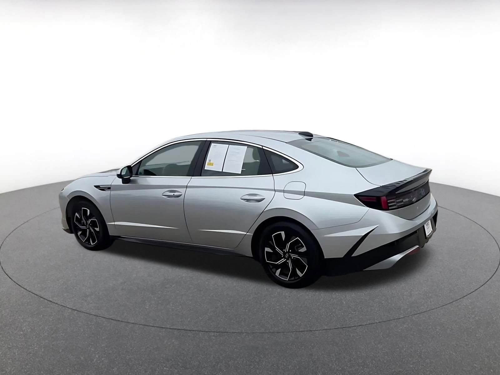 Thumbnail: 2025 Hyundai Sonata - 12