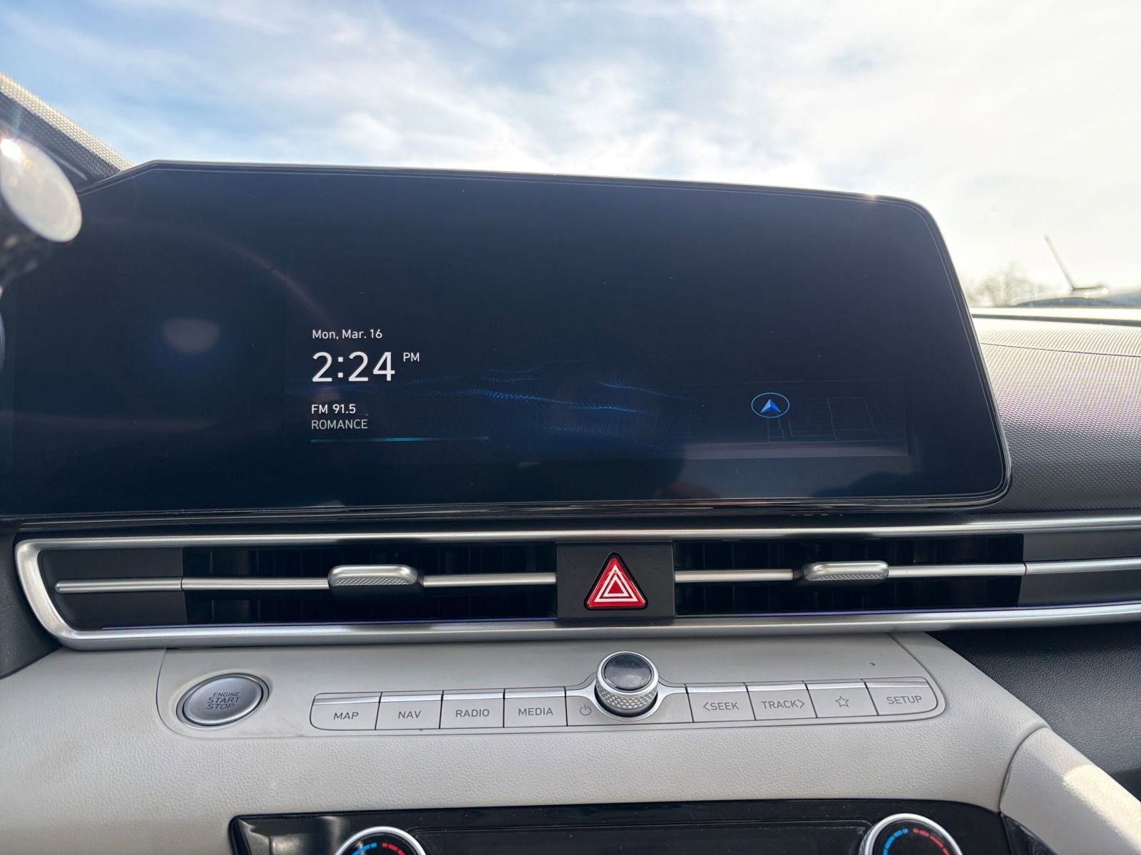 Thumbnail: 2025 Hyundai Elantra - 20