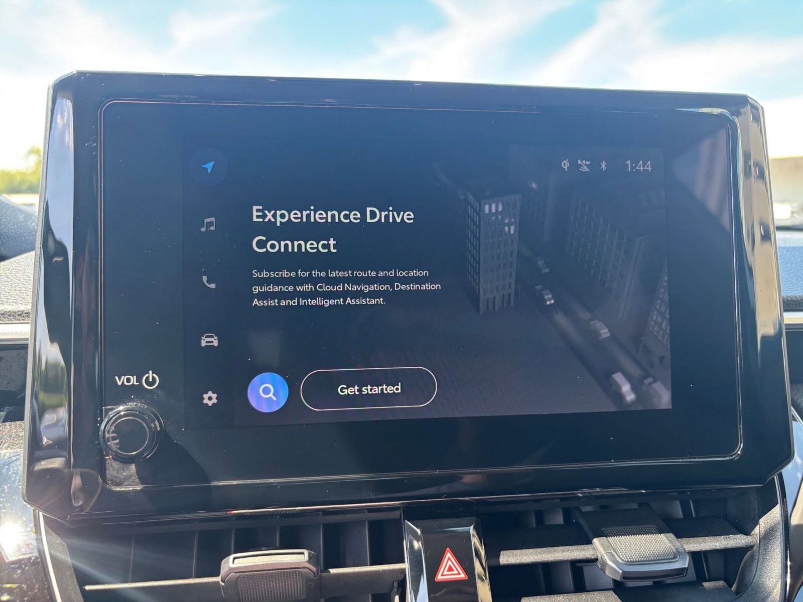 Thumbnail: 2025 Toyota Corolla Cross - 21