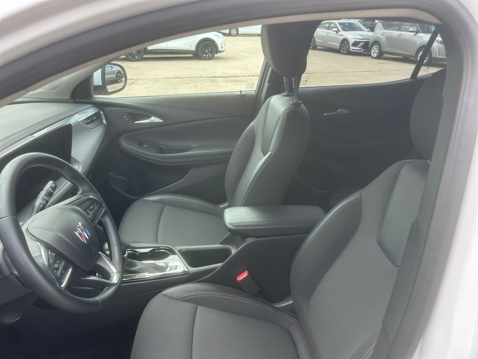 Thumbnail: 2025 Buick Encore GX - 25