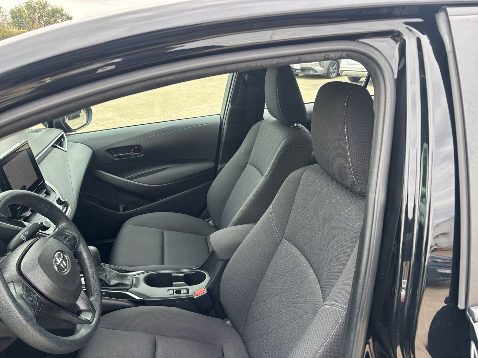 Thumbnail: 2023 Toyota Corolla - 34