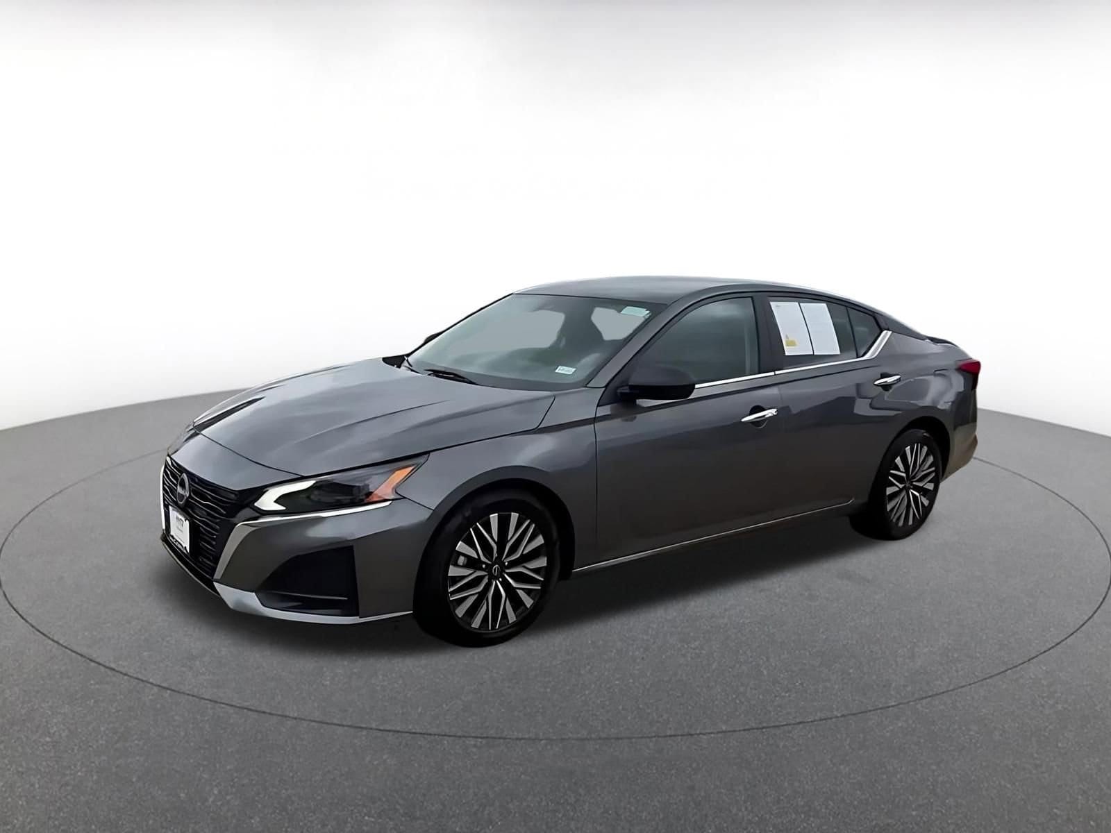 Thumbnail: 2025 Nissan Altima - 8