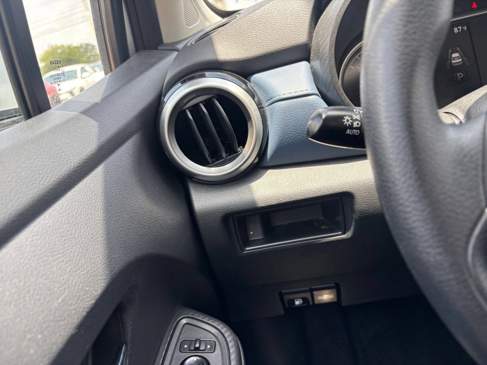 Thumbnail: 2025 Nissan Versa - 32