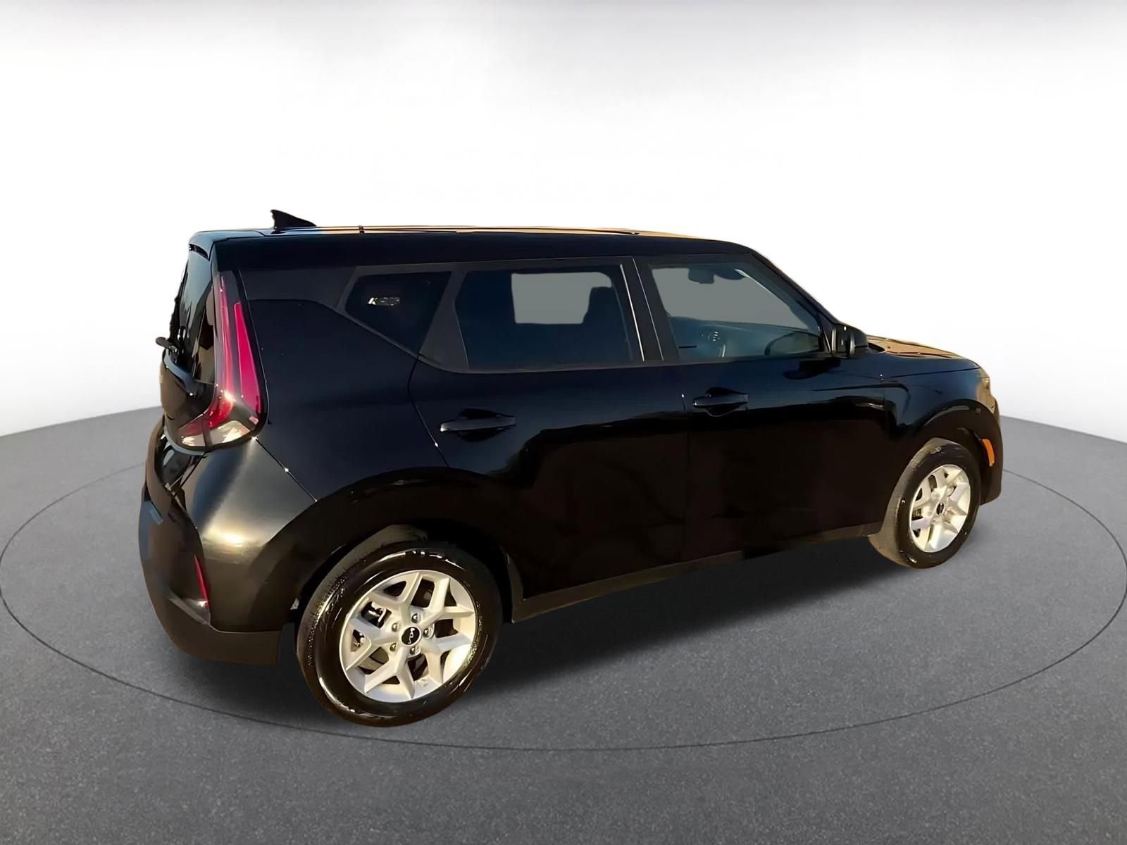 Thumbnail: 2025 Kia Soul - 14