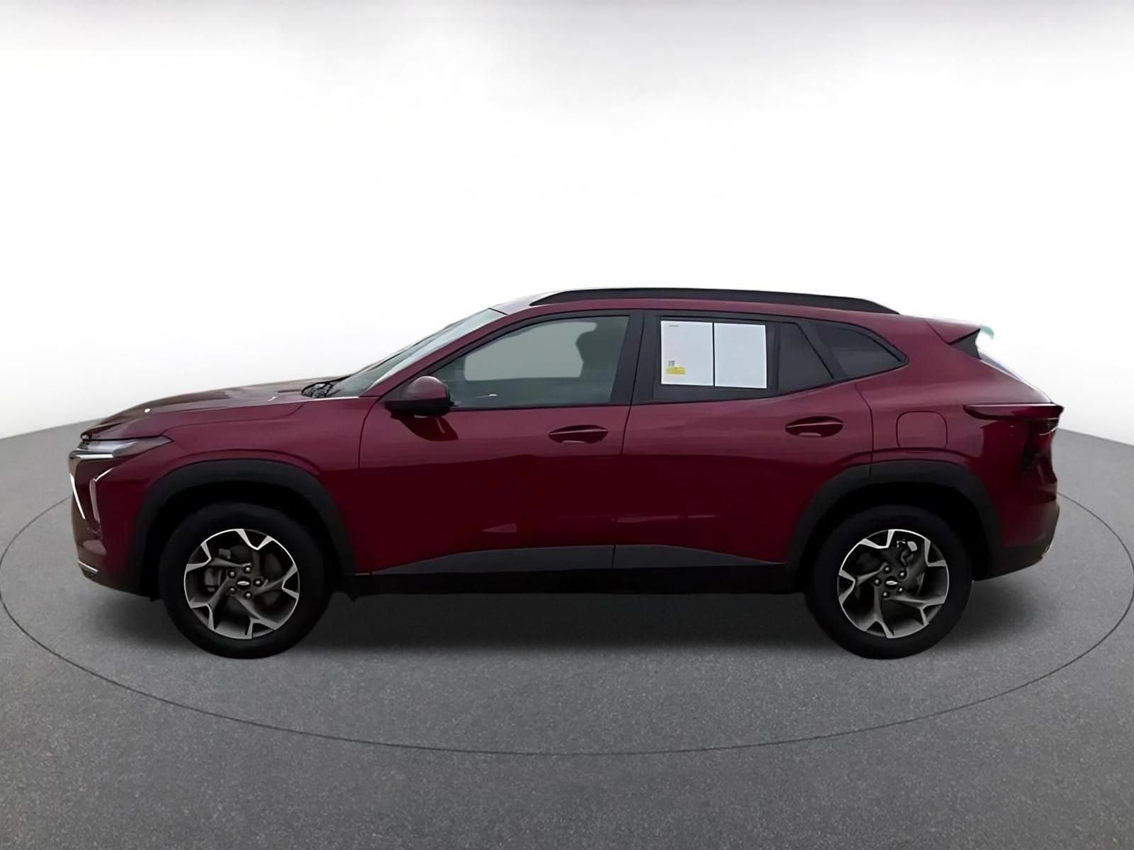 Thumbnail: 2025 Chevrolet Trax - 7