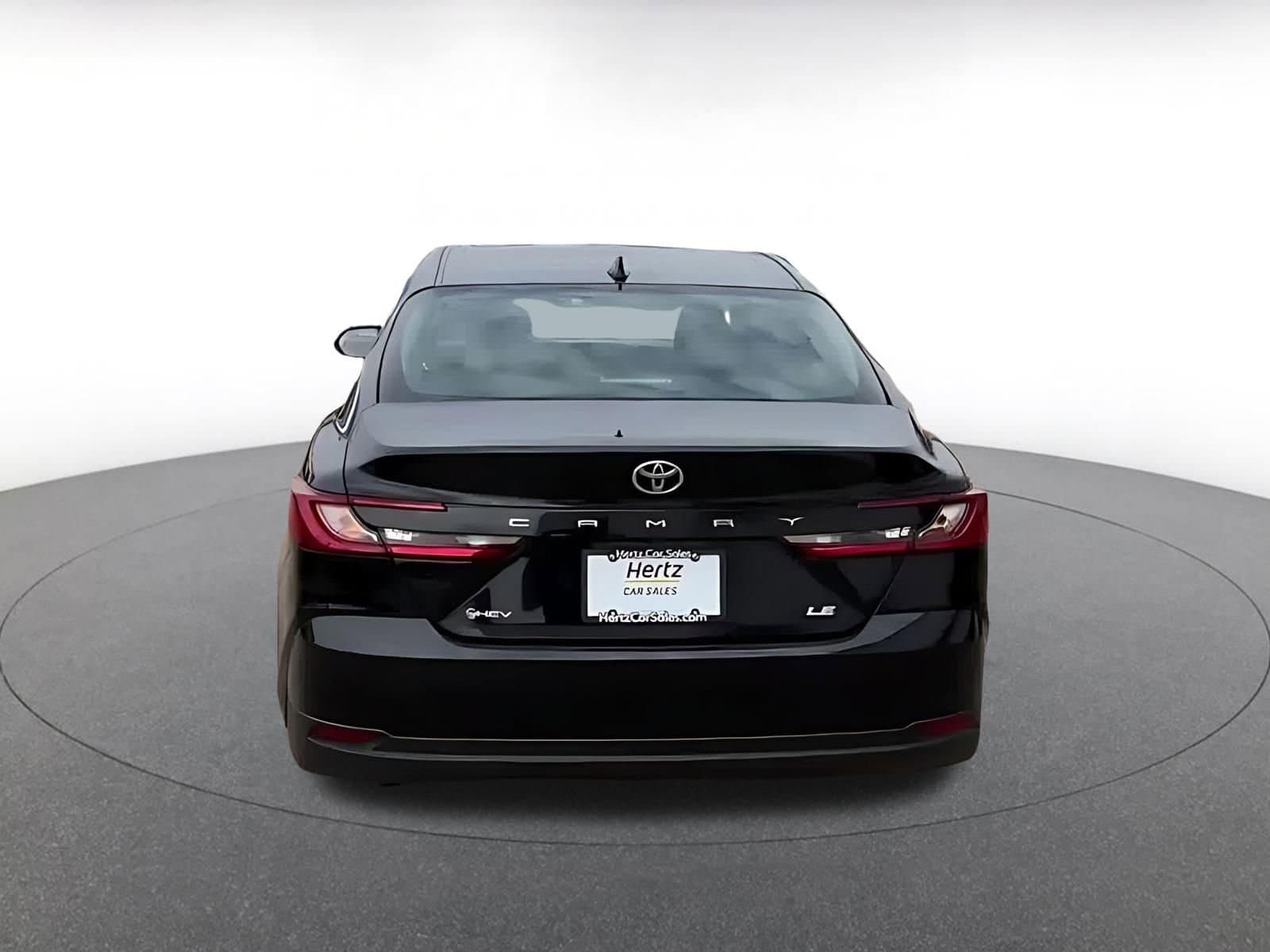 Thumbnail: 2025 Toyota Camry - 12