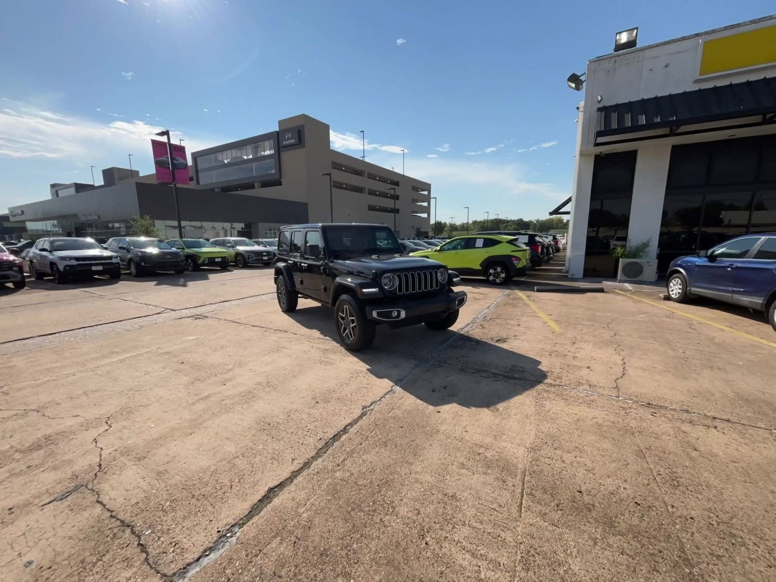 Thumbnail: 2025 Jeep Wrangler - 15