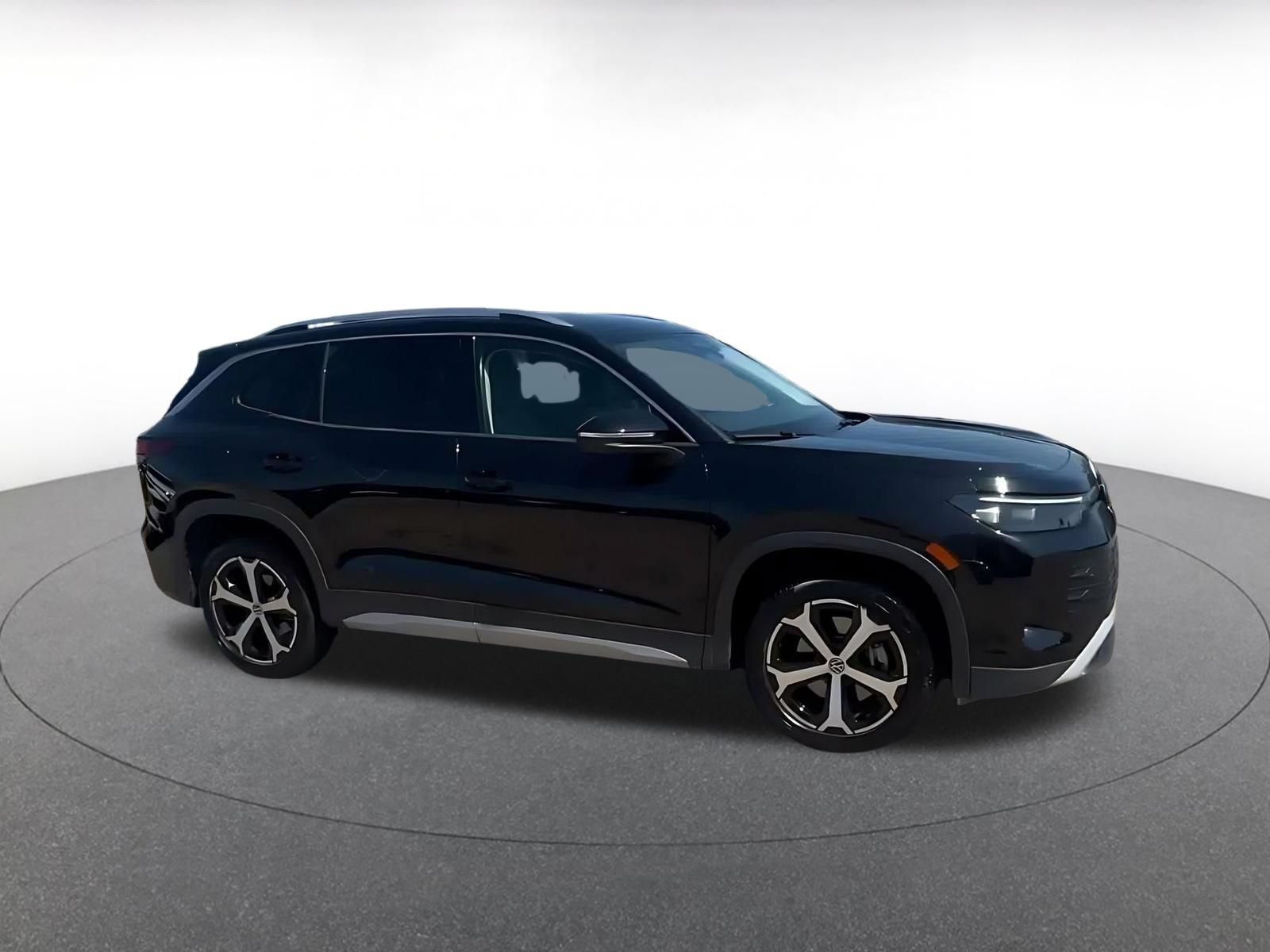 Thumbnail: 2026 Volkswagen Tiguan - 2