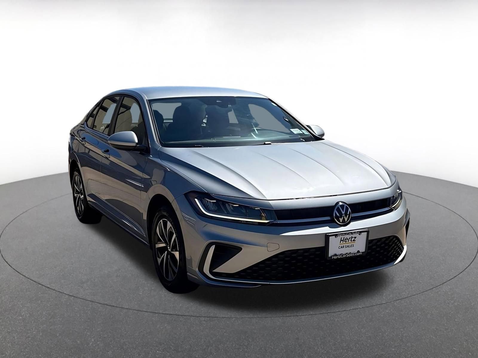 Thumbnail: 2025 Volkswagen Jetta - 1