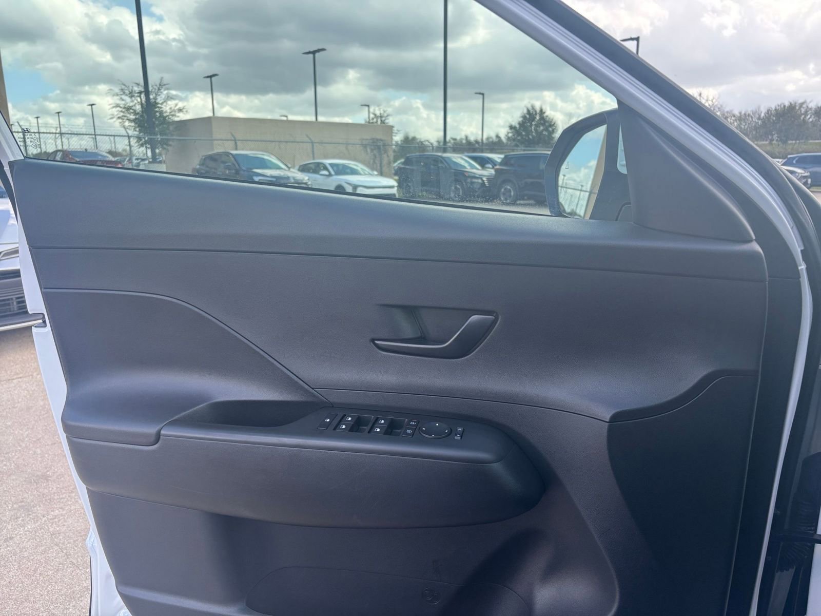 Thumbnail: 2025 Hyundai Kona - 18