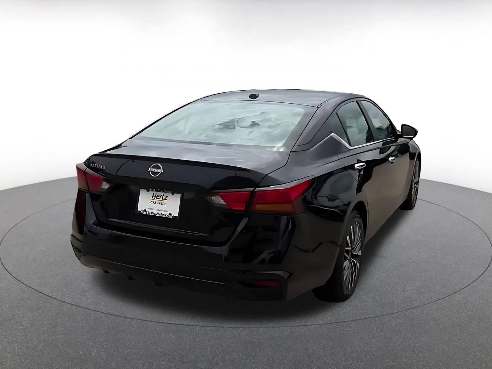 Thumbnail: 2025 Nissan Altima - 14