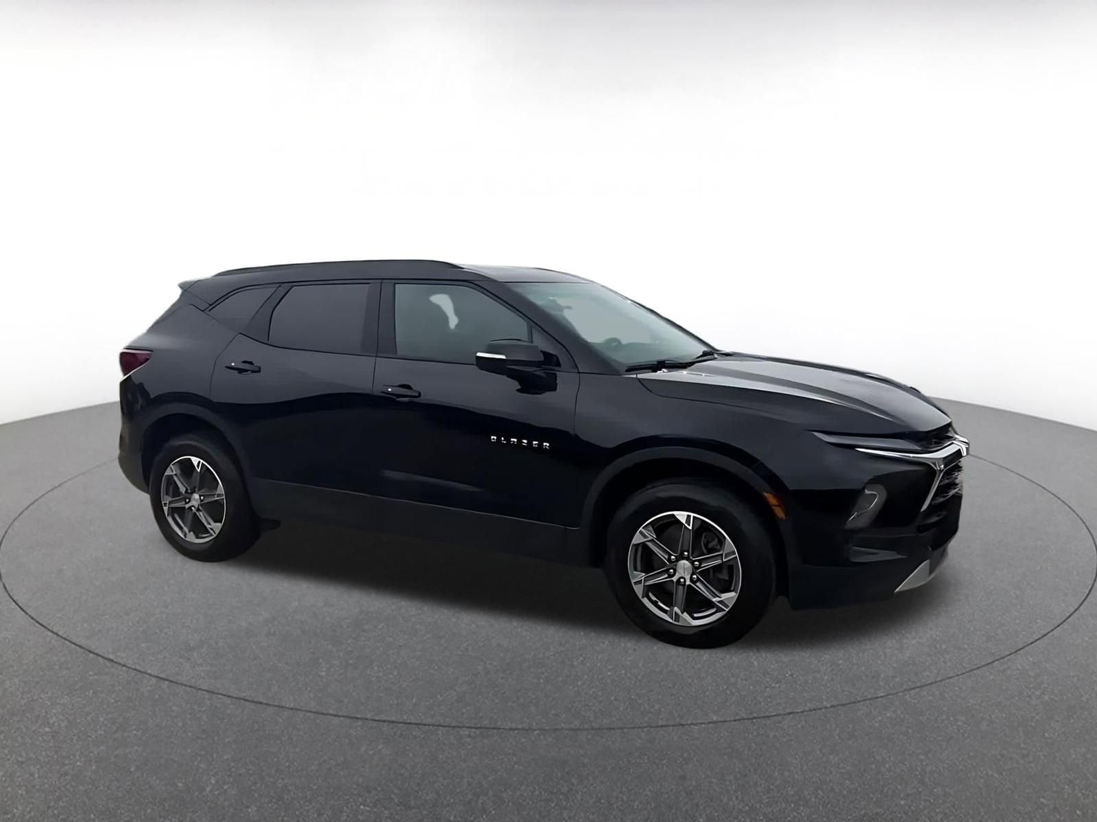 Thumbnail: 2024 Chevrolet Blazer - 2