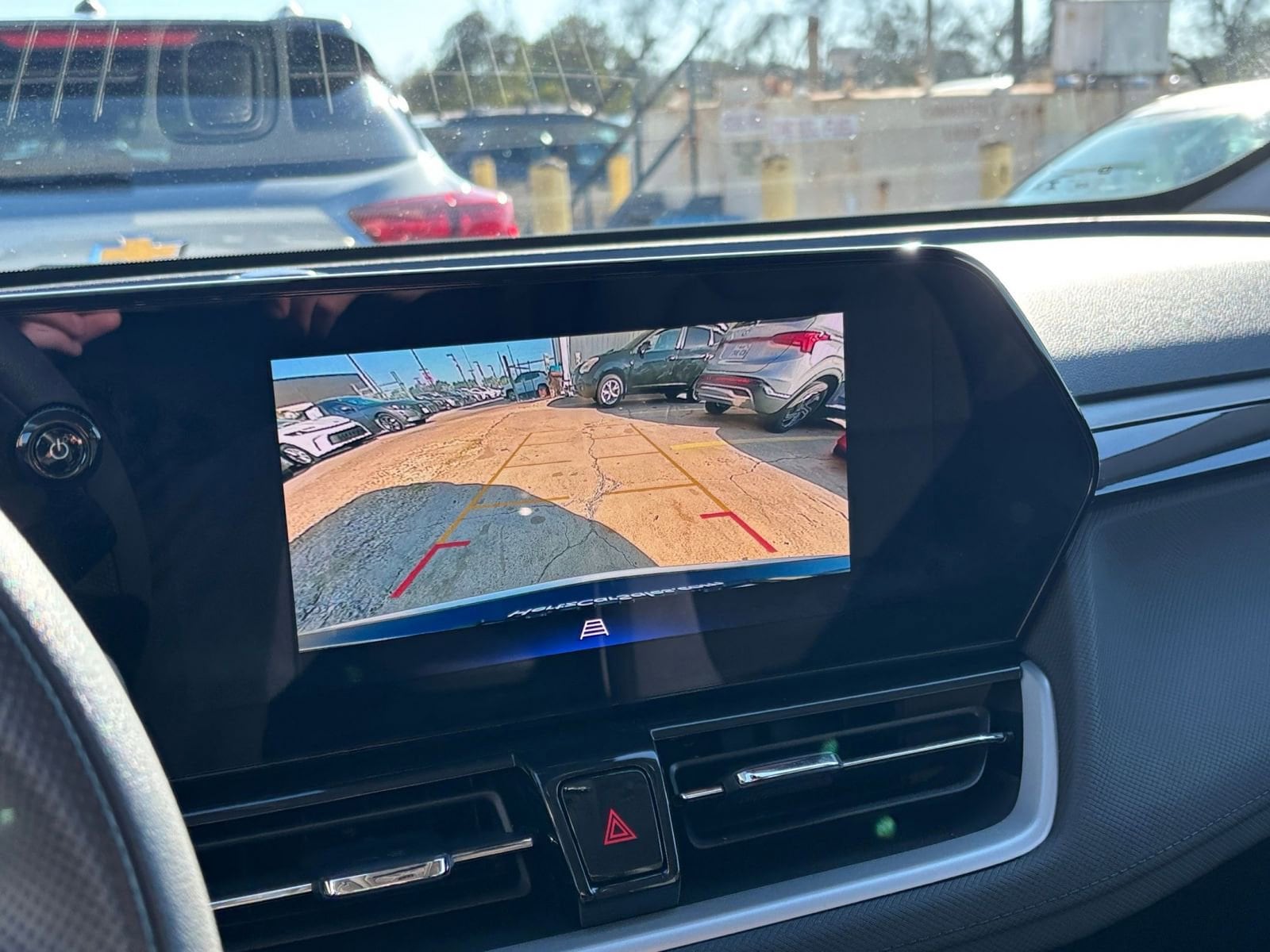 Thumbnail: 2025 Chevrolet TrailBlazer - 17