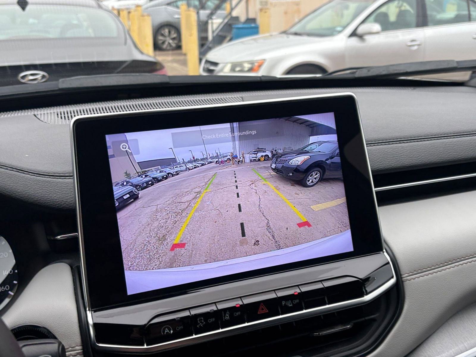 Thumbnail: 2025 Jeep Compass - 24