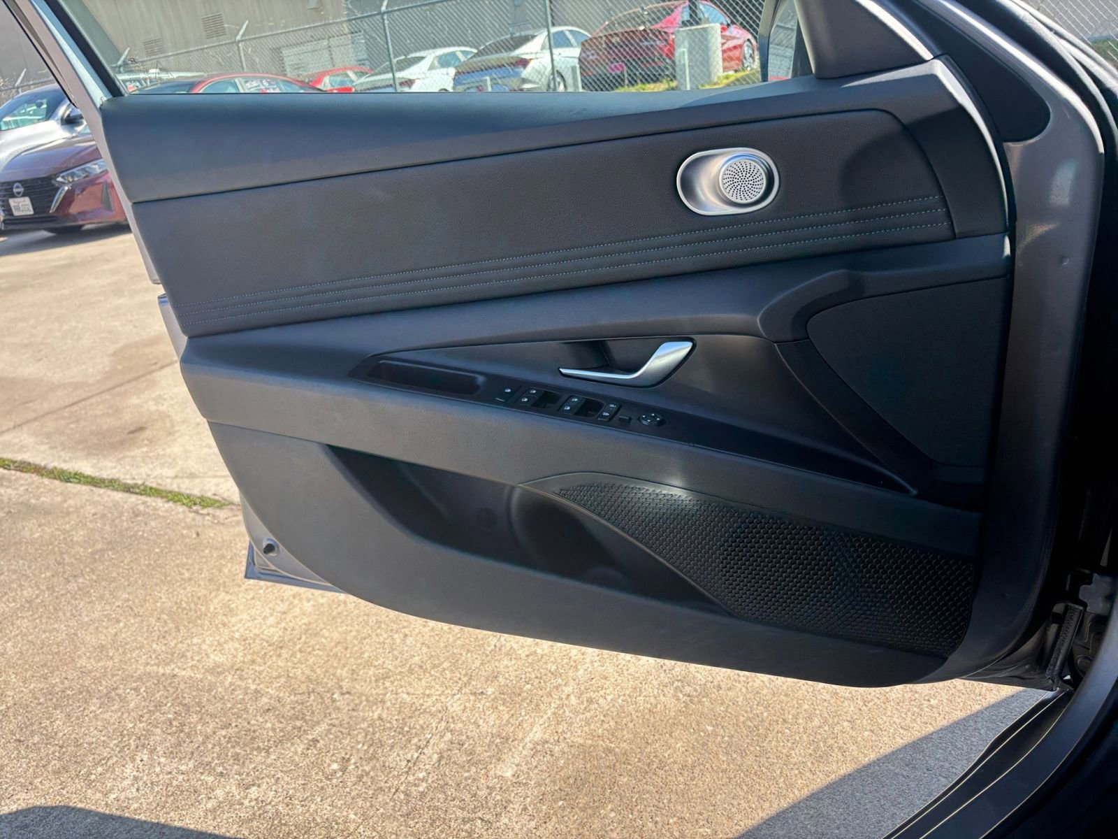 Thumbnail: 2025 Hyundai Elantra - 18