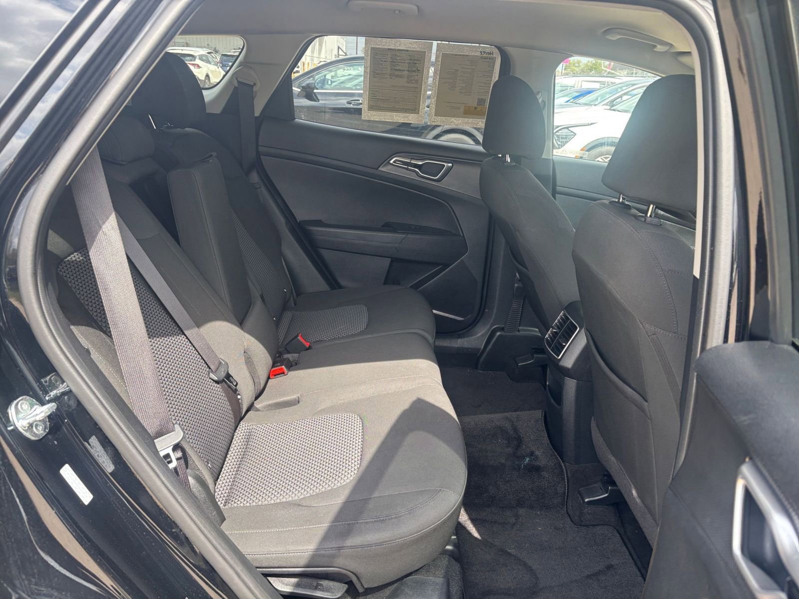 Thumbnail: 2025 Kia Sportage - 24