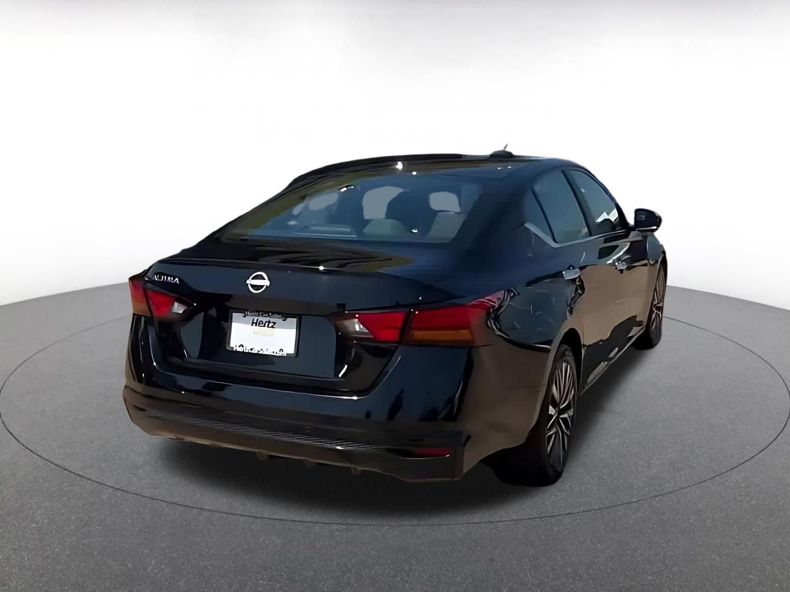 Thumbnail: 2025 Nissan Altima - 14