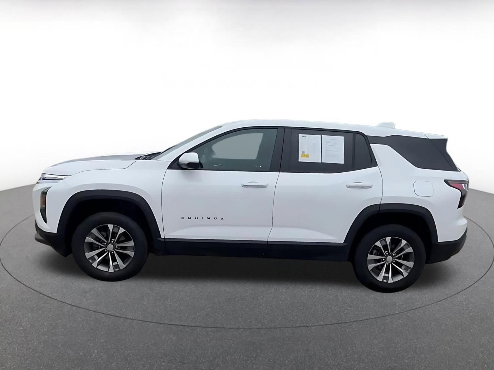 Thumbnail: 2025 Chevrolet Equinox - 9