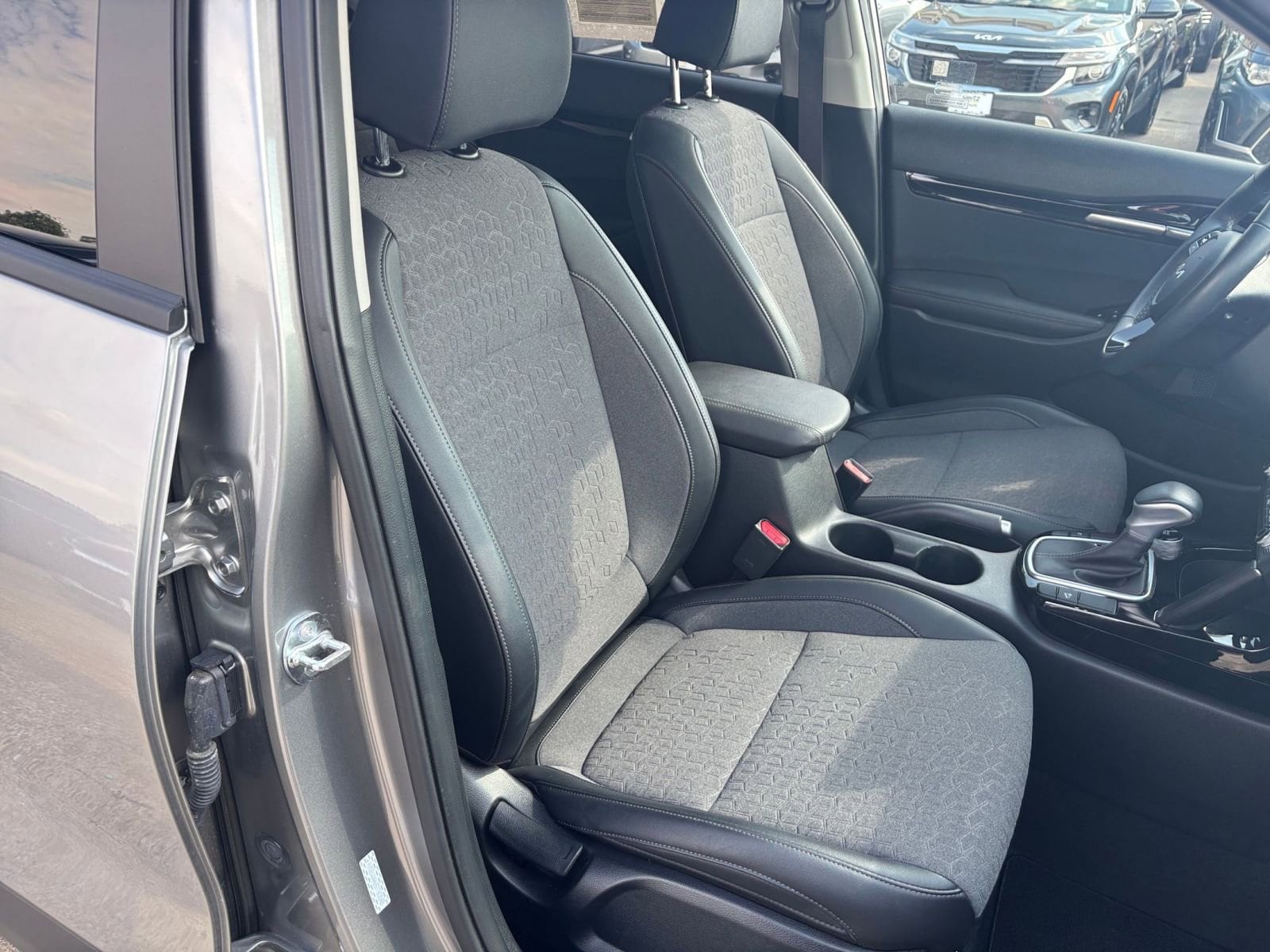 Thumbnail: 2025 Kia Seltos - 34