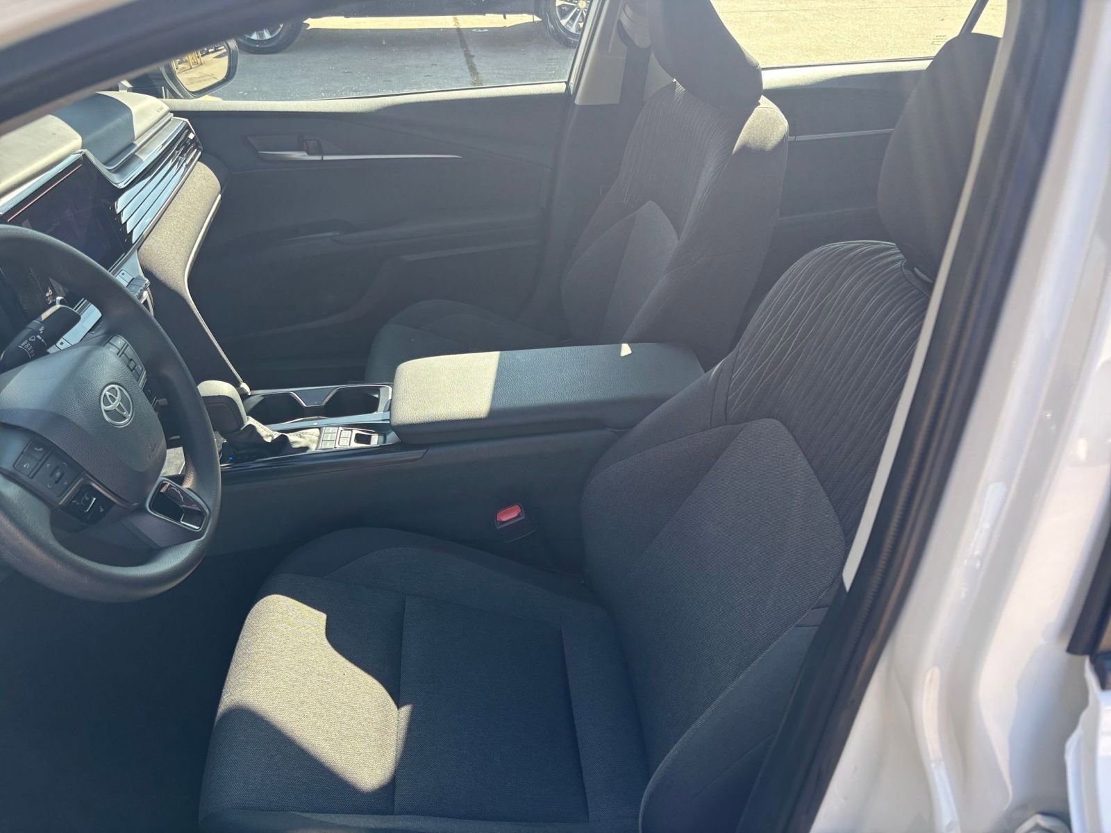 Thumbnail: 2025 Toyota Camry - 34