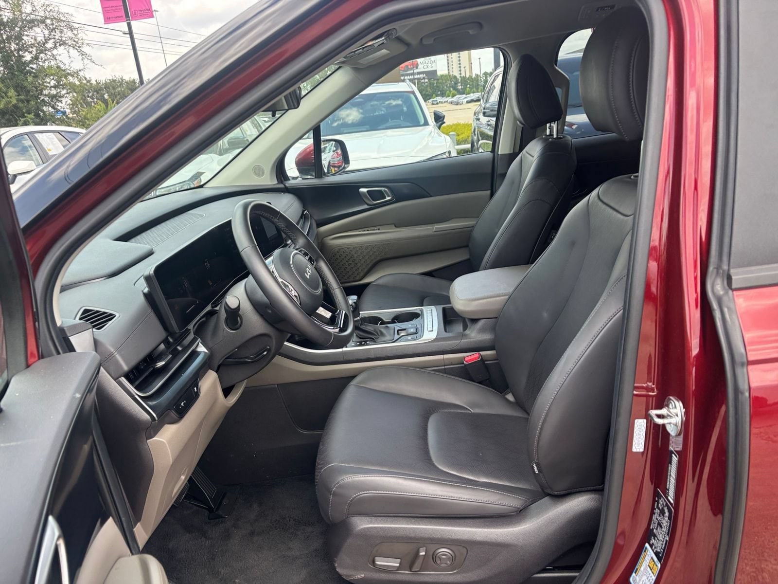 Thumbnail: 2026 Kia Carnival - 28