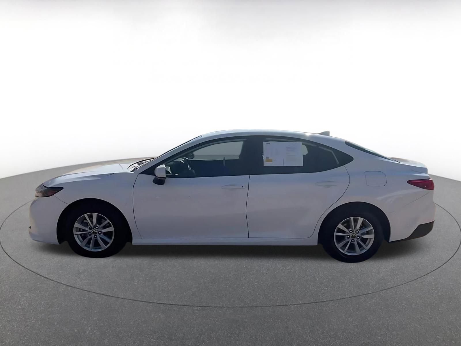 Thumbnail: 2025 Toyota Camry - 10