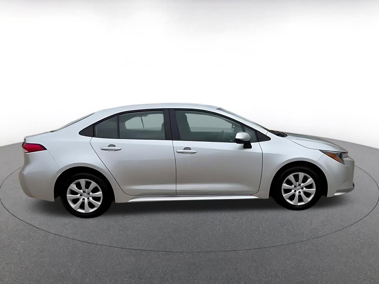 Thumbnail: 2025 Toyota Corolla - 15