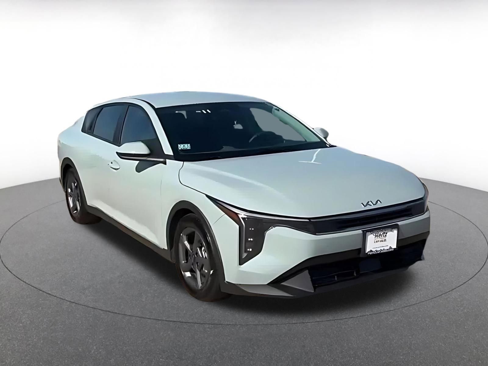 Thumbnail: 2025 Kia K4 - 3