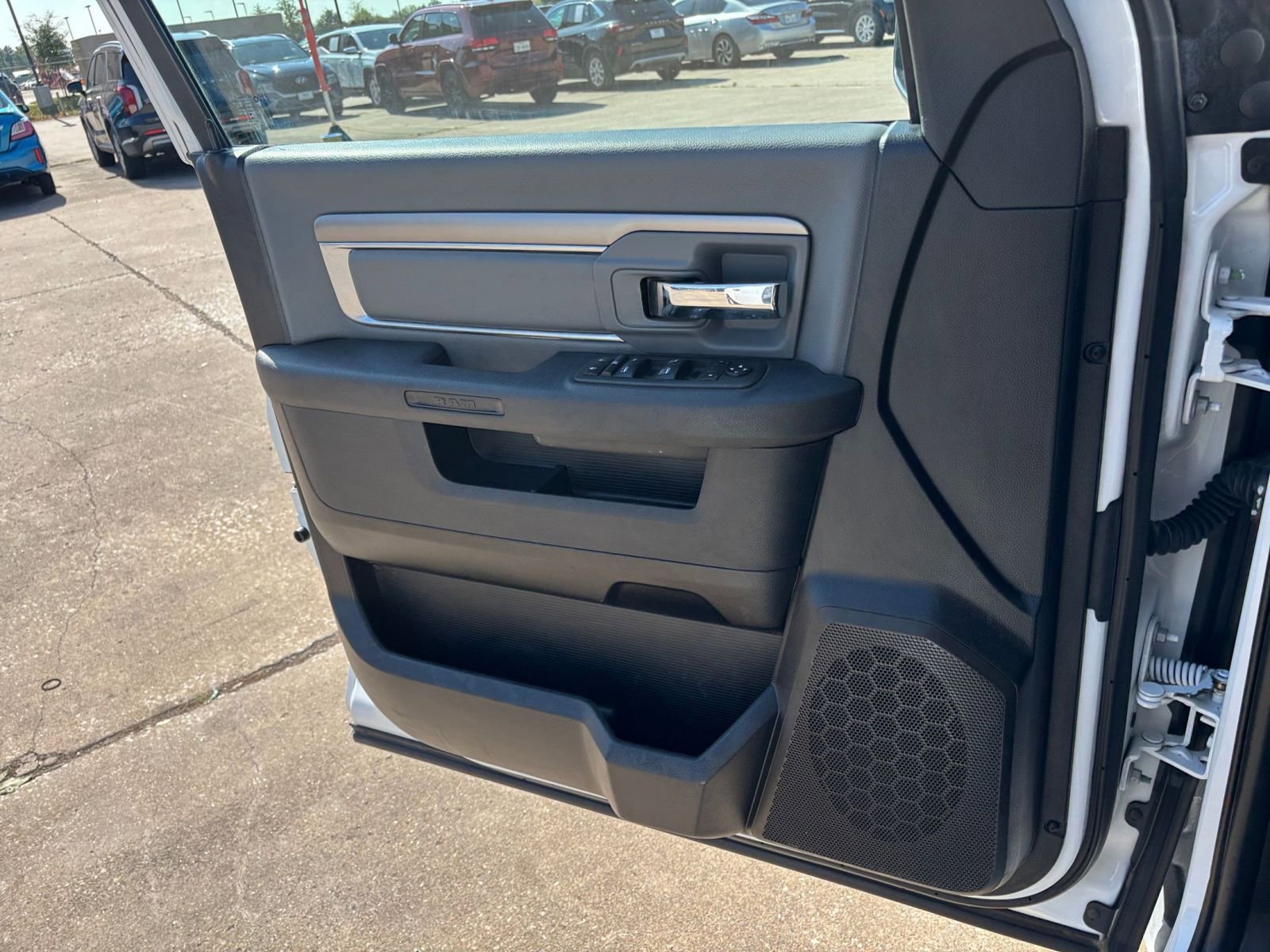 Thumbnail: 2022 RAM 1500 Classic - 20