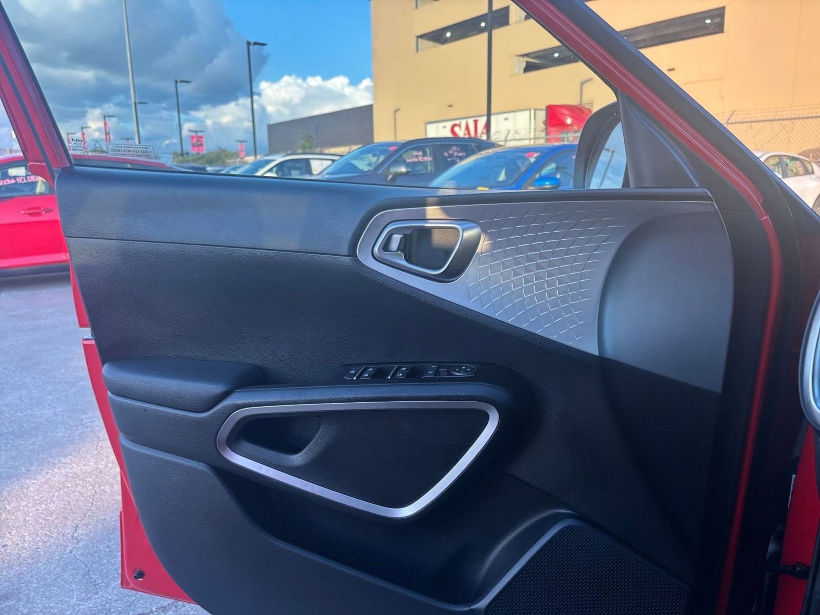 Thumbnail: 2025 Kia Soul - 20