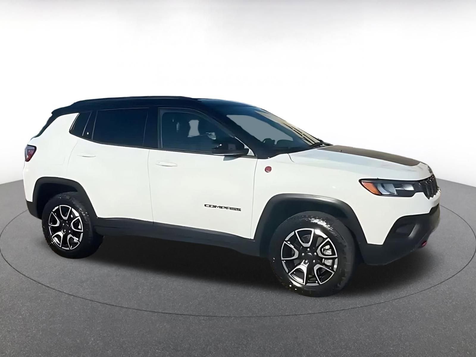Thumbnail: 2025 Jeep Compass - 7
