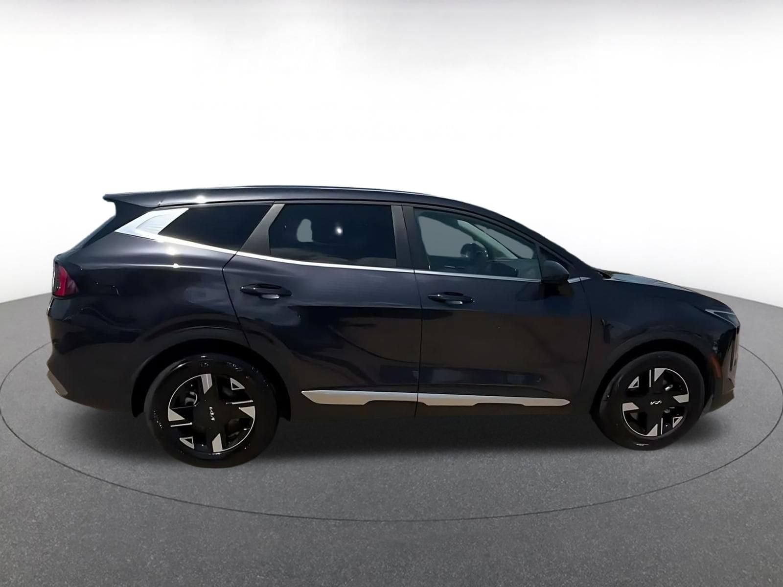 Thumbnail: 2026 Kia Sportage - 15