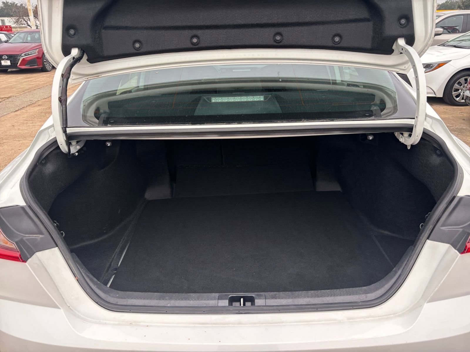 Thumbnail: 2025 Toyota Camry - 30