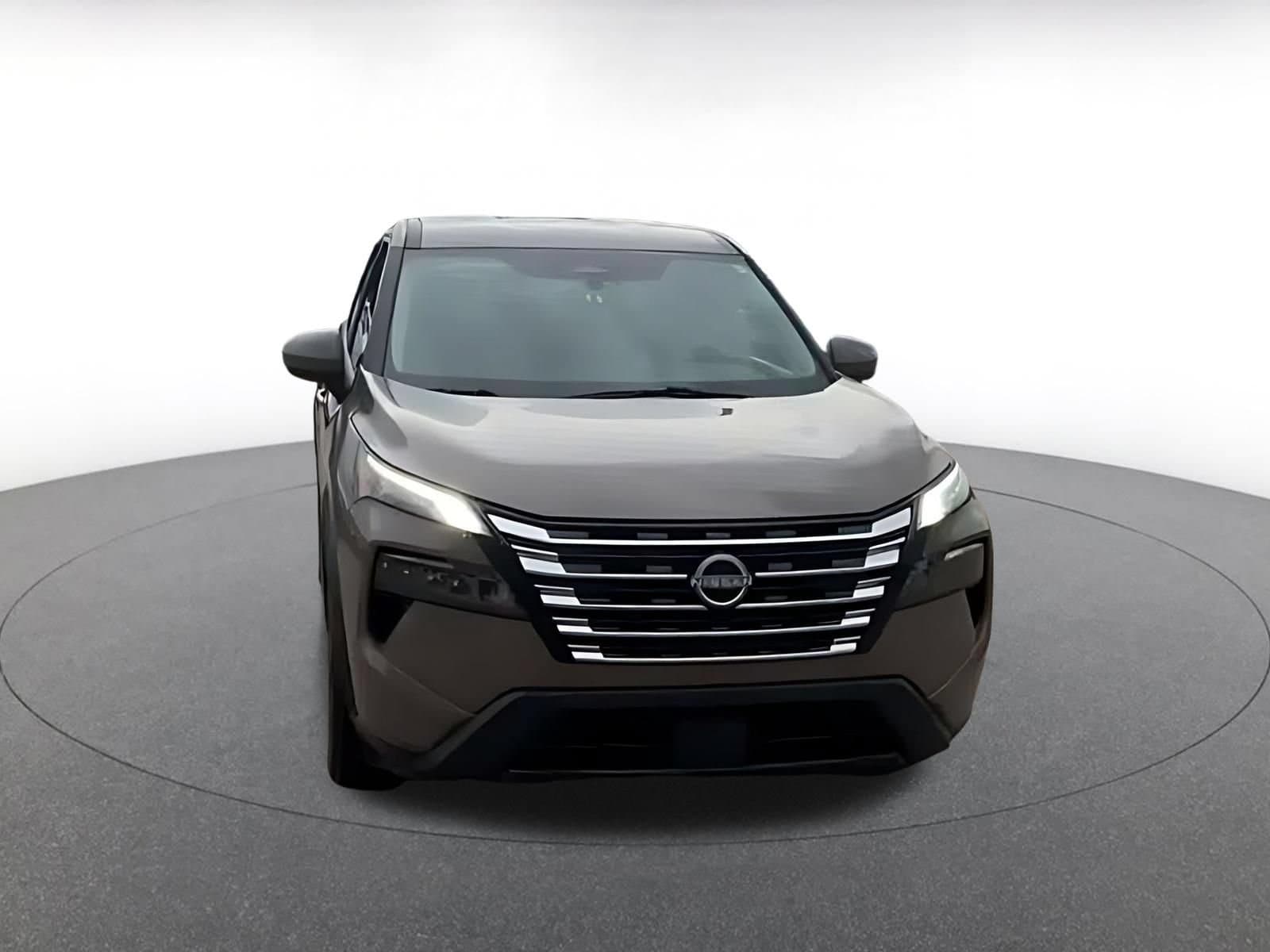 Thumbnail: 2025 Nissan Rogue - 4