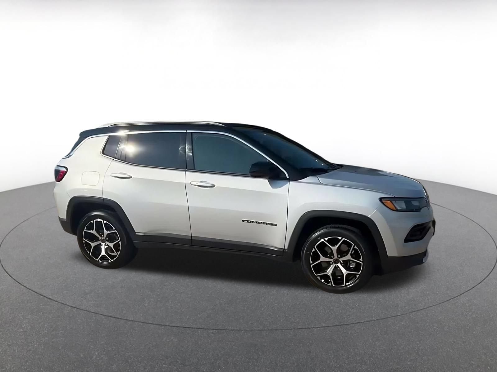 Thumbnail: 2025 Jeep Compass - 2