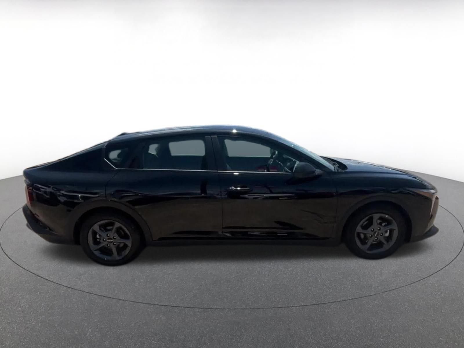 Thumbnail: 2025 Kia K4 - 15