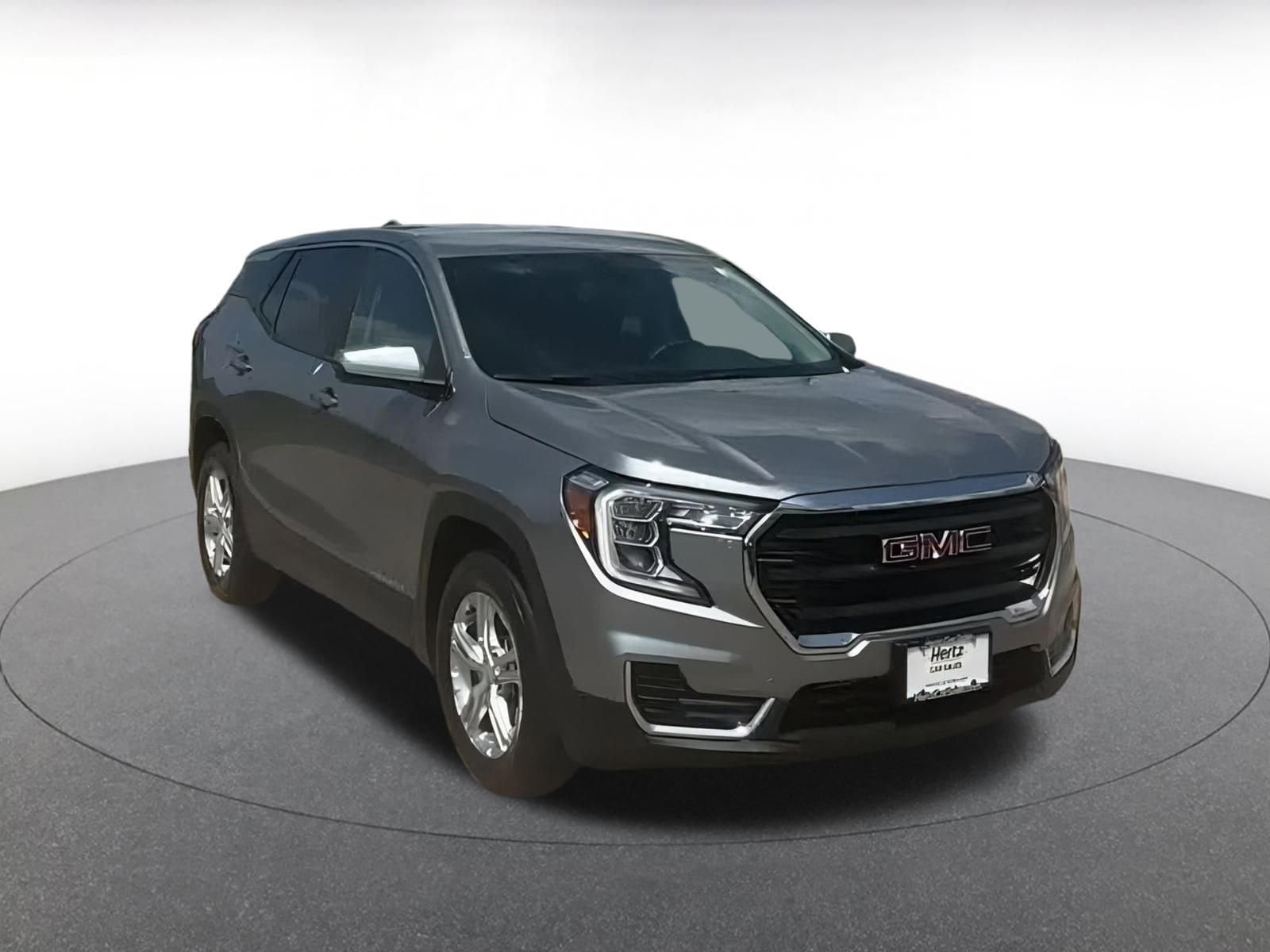 2024 GMC Terrain SLE 3