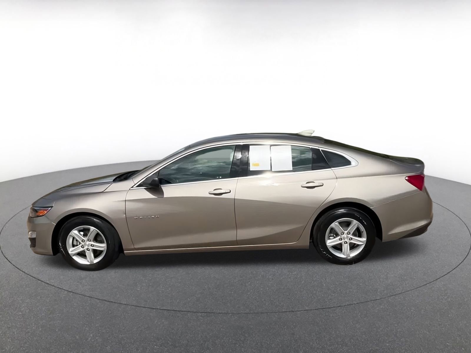 Thumbnail: 2024 Chevrolet Malibu - 8
