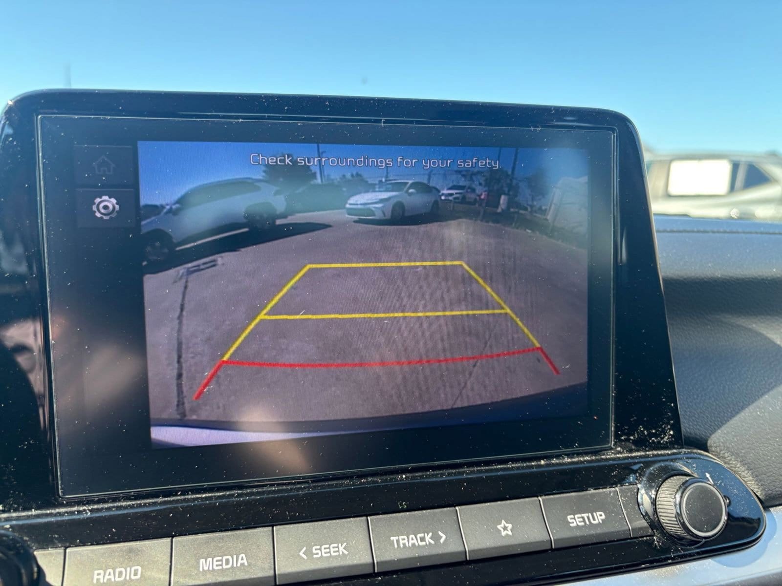 Thumbnail: 2024 Kia Forte - 17