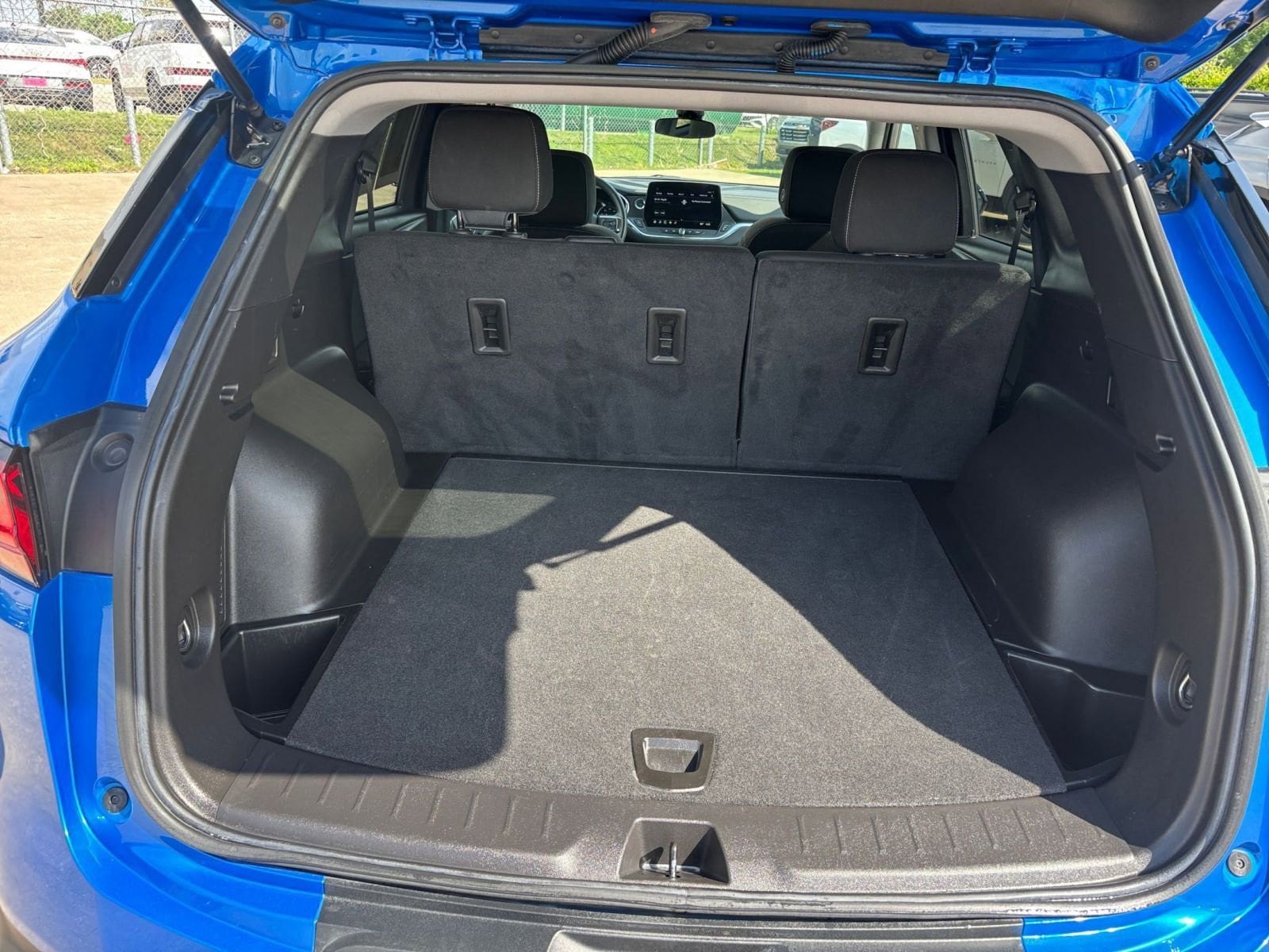 Thumbnail: 2025 Chevrolet Blazer - 32