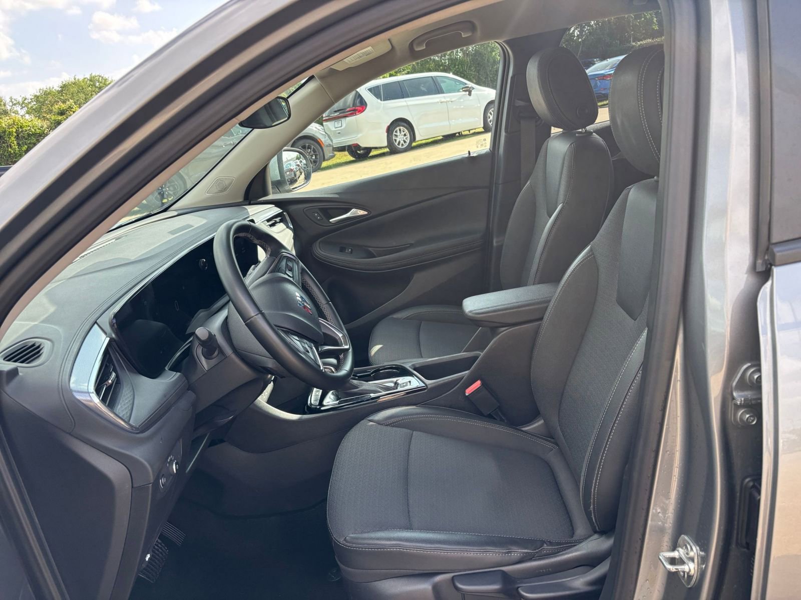 Thumbnail: 2025 Buick Encore GX - 25