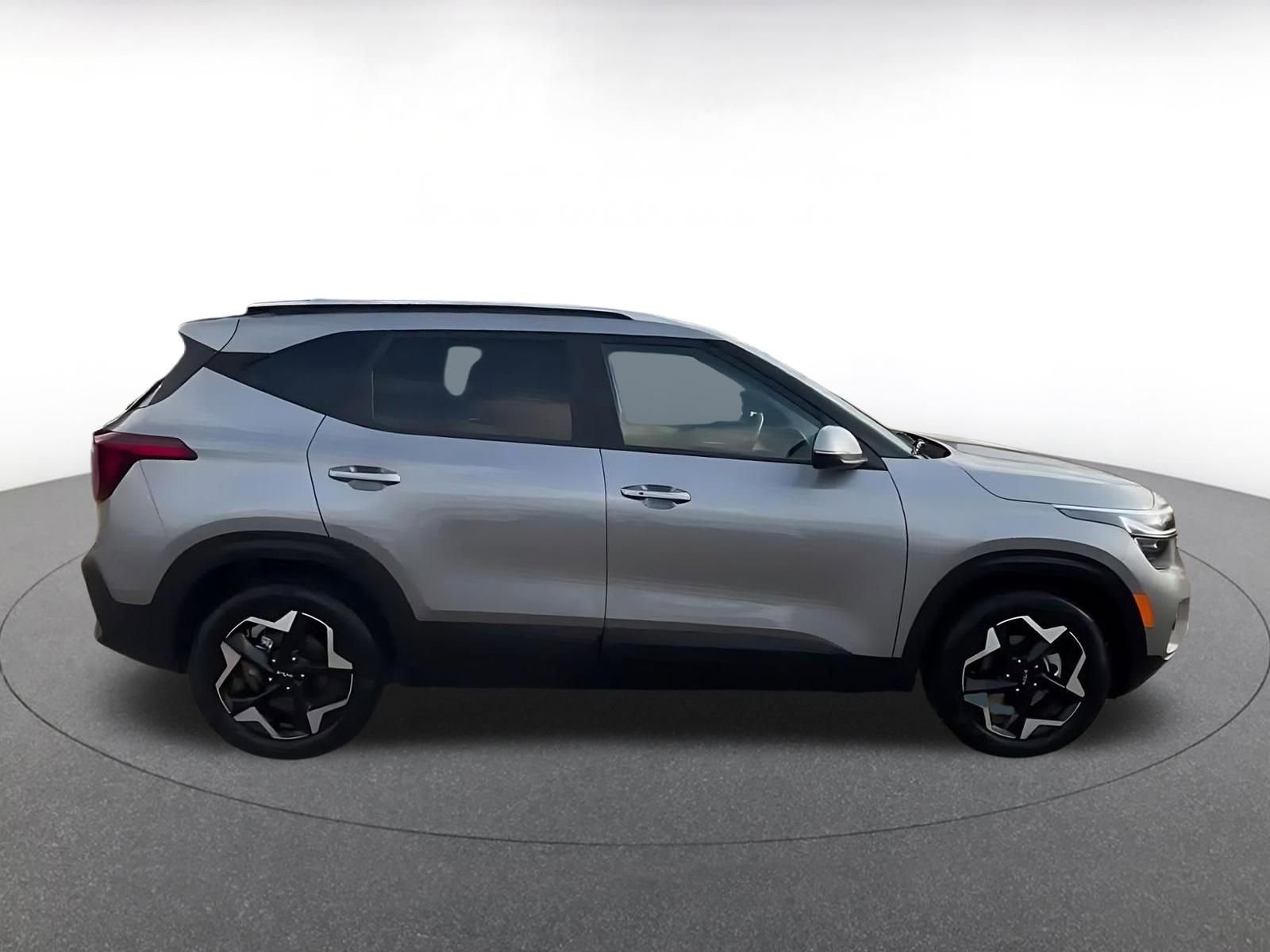 Thumbnail: 2025 Kia Seltos - 16