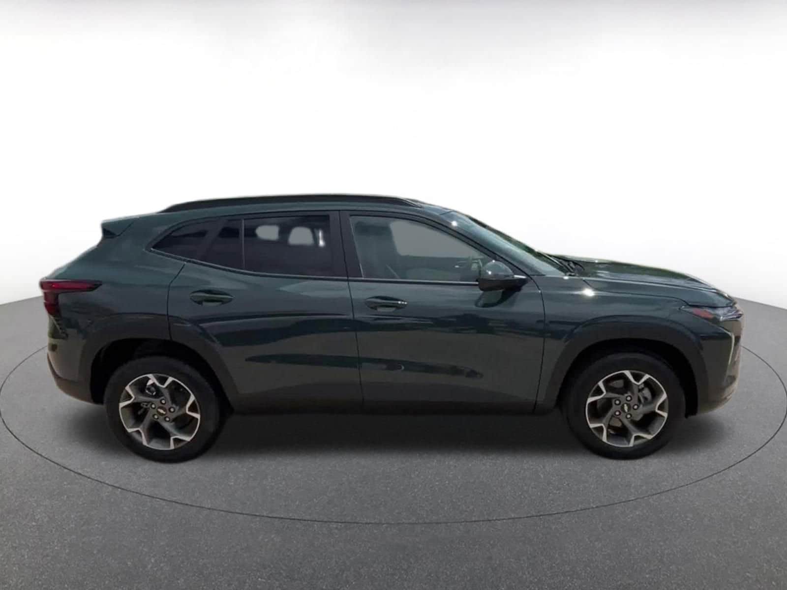 Thumbnail: 2025 Chevrolet Trax - 15