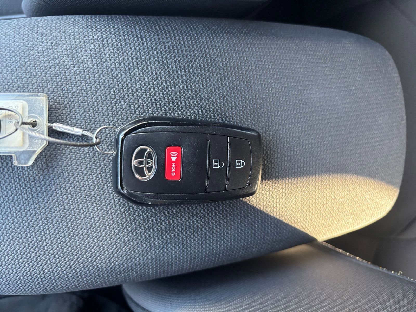 Thumbnail: 2025 Toyota Corolla Cross - 22