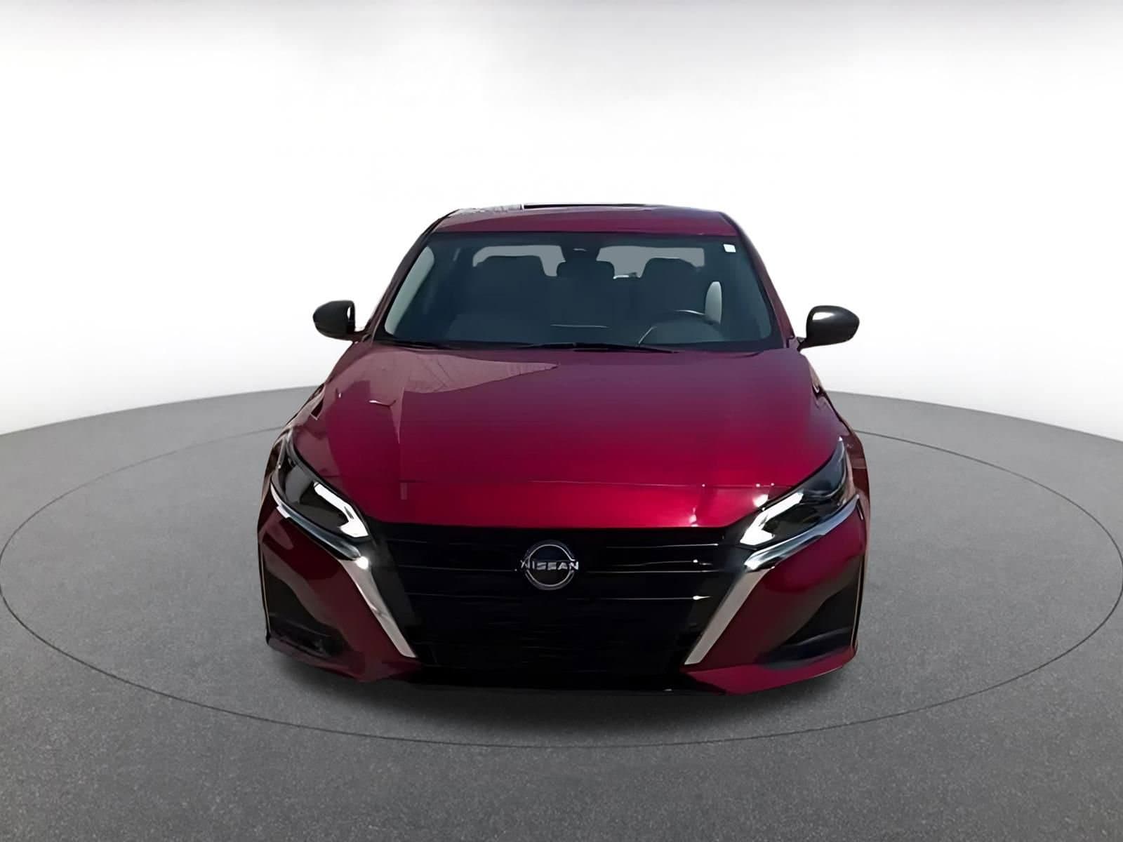 Thumbnail: 2025 Nissan Altima - 7