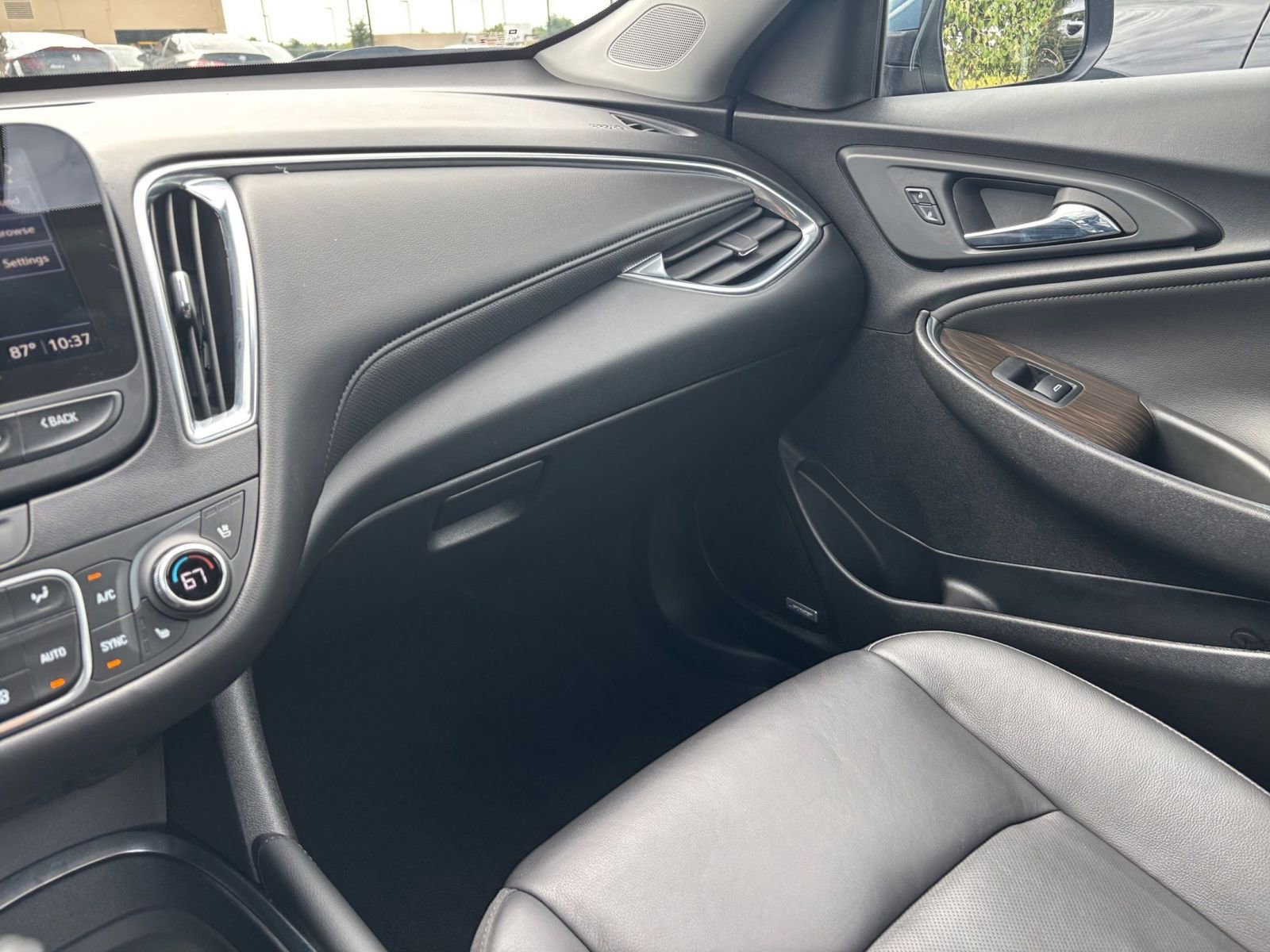 Thumbnail: 2024 Chevrolet Malibu - 35